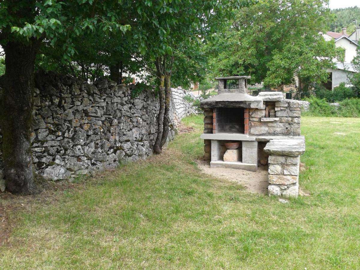 Gite CLEVACANCES Laval-du-Tarn Esterno foto