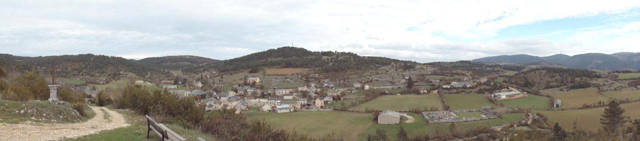 Gite CLEVACANCES Laval-du-Tarn Esterno foto